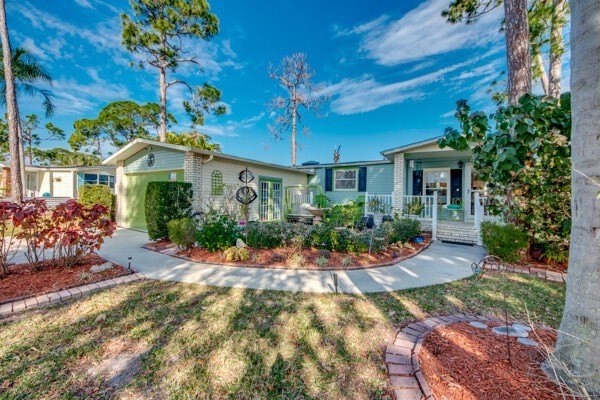 Looking for an updated, move-in-ready home in sunny Florida? - Beach Home for sale in North Fort Myers, Florida on Beachhouse.com