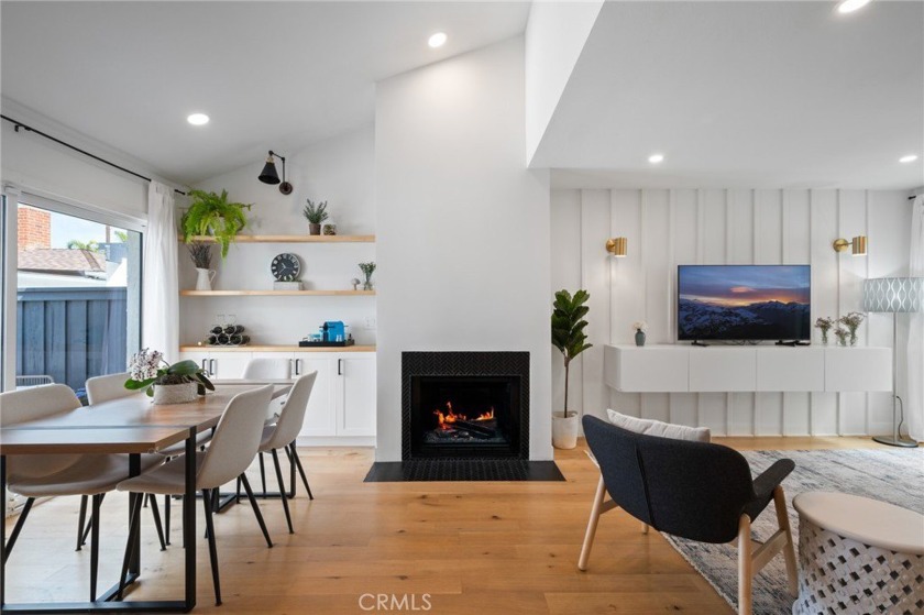 Welcome to your new home - an upgraded, move-in ready 2-bed, 2 - Beach Townhome/Townhouse for sale in Redondo Beach, California on Beachhouse.com
