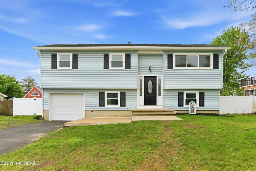 Welcome to 1043 Bell Street in Toms River. This renovated 4 bed - Beach Home for sale in Toms River, New Jersey on Beachhouse.com