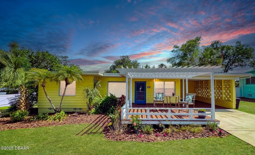 LOCATION! LOCATION! LOCATION! NEW ROOF, NEW AC, ELECTRIC and - Beach Home for sale in Ormond Beach, Florida on Beachhouse.com