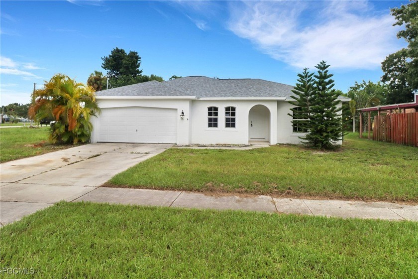 Move in ready 3 bedroom 2 bathroom home conveniently located - Beach Home for sale in North Fort Myers, Florida on Beachhouse.com