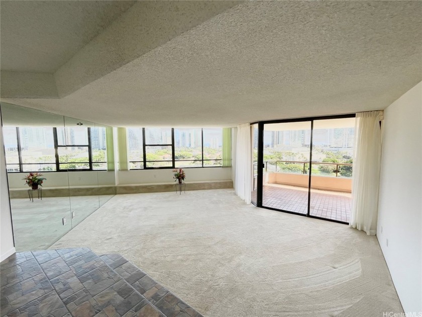 Admired since its debut in 1980, Admiral Thomas Apartments - Beach Condo for sale in Honolulu, Hawaii on Beachhouse.com