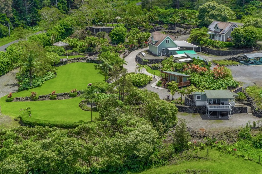 Nestled within the lush embrace of Kaloko, Pa'ina Place offers a - Beach Home for sale in Kailua Kona, Hawaii on Beachhouse.com