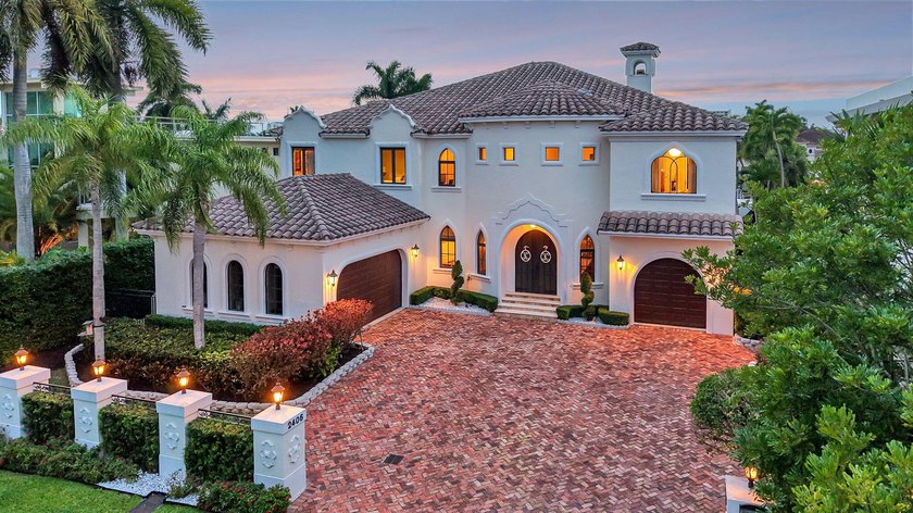 Located in highly desirable, guard house & security patrolled - Beach Home for sale in Fort Lauderdale, Florida on Beachhouse.com