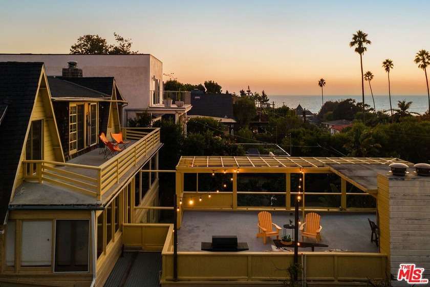Nestled in the highly sought after Santa Monica Canyon, 237 - Beach Home for sale in Santa Monica, California on Beachhouse.com