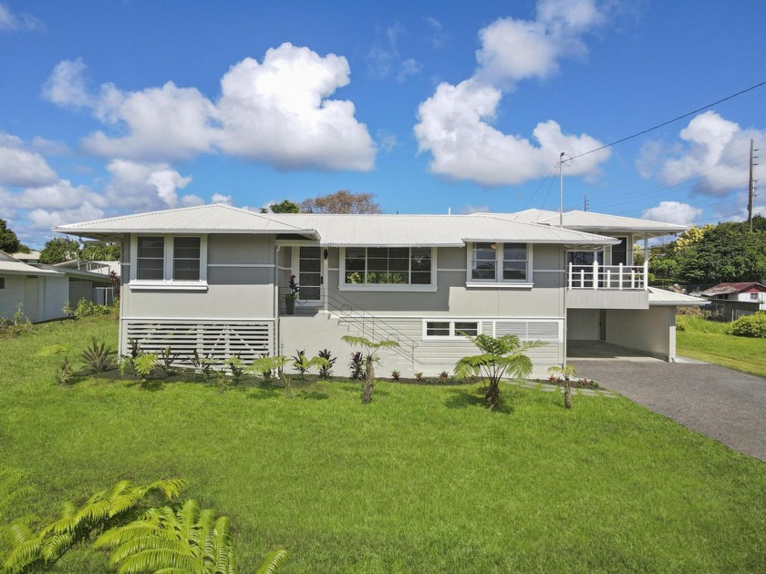 Picture yourself in this freshly updated, grand Hawaiian - Beach Home for sale in Hilo, Hawaii on Beachhouse.com