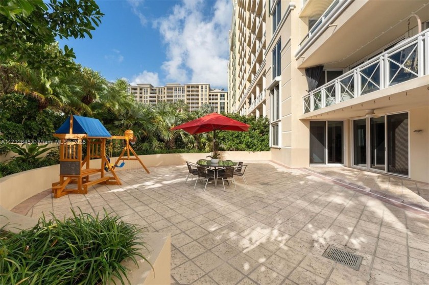 The best of both worlds--this one-of-a-kind lanai residence - Beach Condo for sale in Key Biscayne, Florida on Beachhouse.com