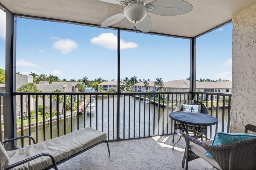STUNNING WATER VIEWS - UPDATED CONDO! Wake up to breathtaking - Beach Condo for sale in Boca Raton, Florida on Beachhouse.com