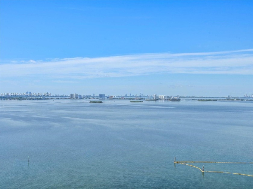 You must see the $$$ million view from this exquisite 2,320 sf - Beach Condo for sale in Miami, Florida on Beachhouse.com