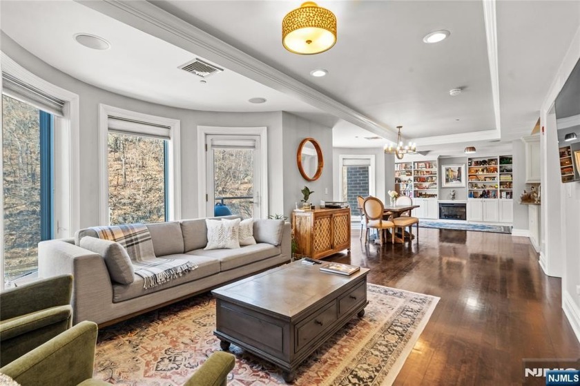 Home For Sale in Weehawken - Beach Home for sale in Weehawken, New Jersey on Beachhouse.com