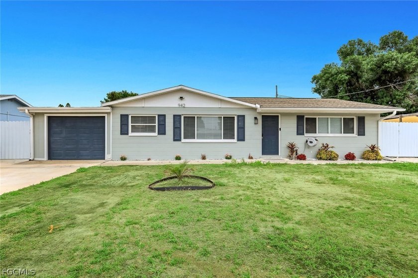 You will not want to miss this completely renovated - Beach Home for sale in North Fort Myers, Florida on Beachhouse.com