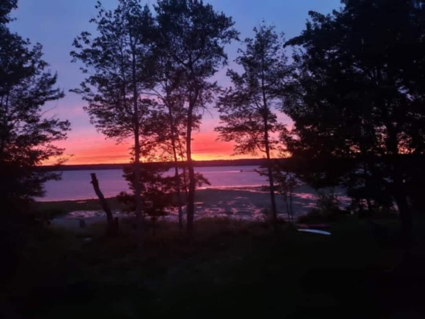 Are you ready to turn your dream home into a reality? Presenting - Beach Lot for sale in Ellsworth, Maine on Beachhouse.com