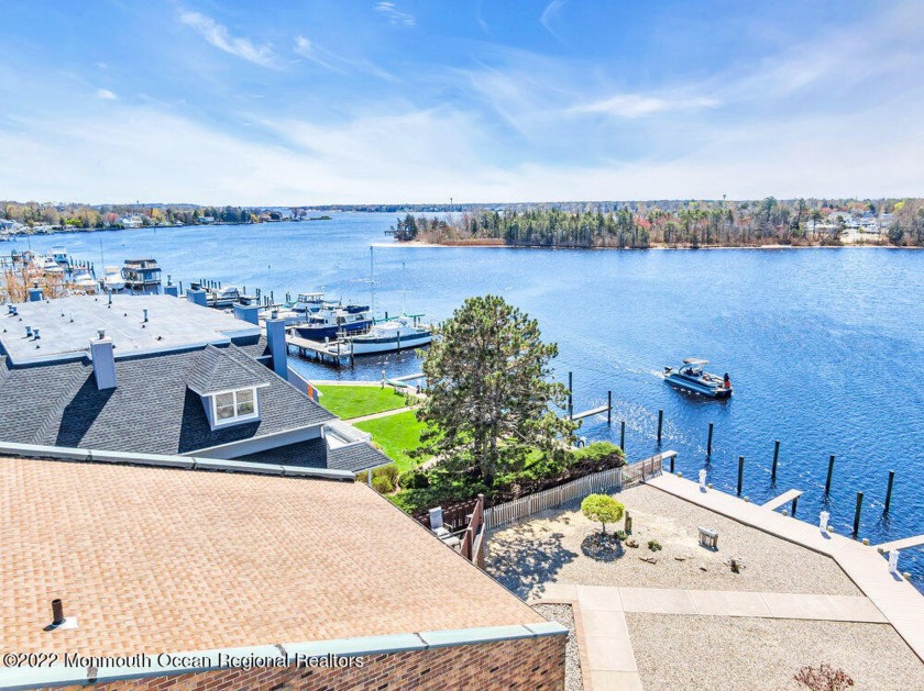 Welcome to Riverview Point in the heart of Toms River! This - Beach Condo for sale in Toms River, New Jersey on Beachhouse.com