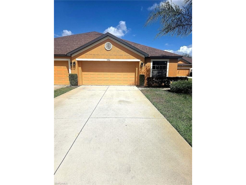 Priced to sell ! This Villa has a 2 car attached garage with - Beach Townhome/Townhouse for sale in Estero, Florida on Beachhouse.com