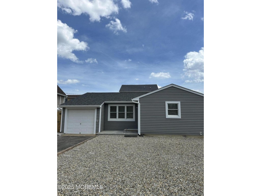 Renovated home located in sought-after water community of - Beach Home for sale in Toms River, New Jersey on Beachhouse.com