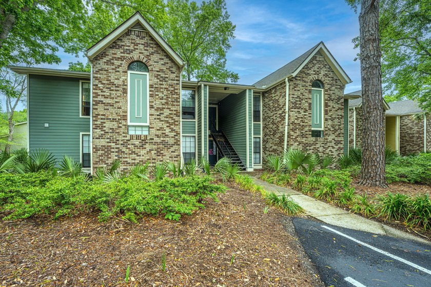 Montclair offers a central Mount Pleasant location with - Beach Condo for sale in Mount Pleasant, South Carolina on Beachhouse.com