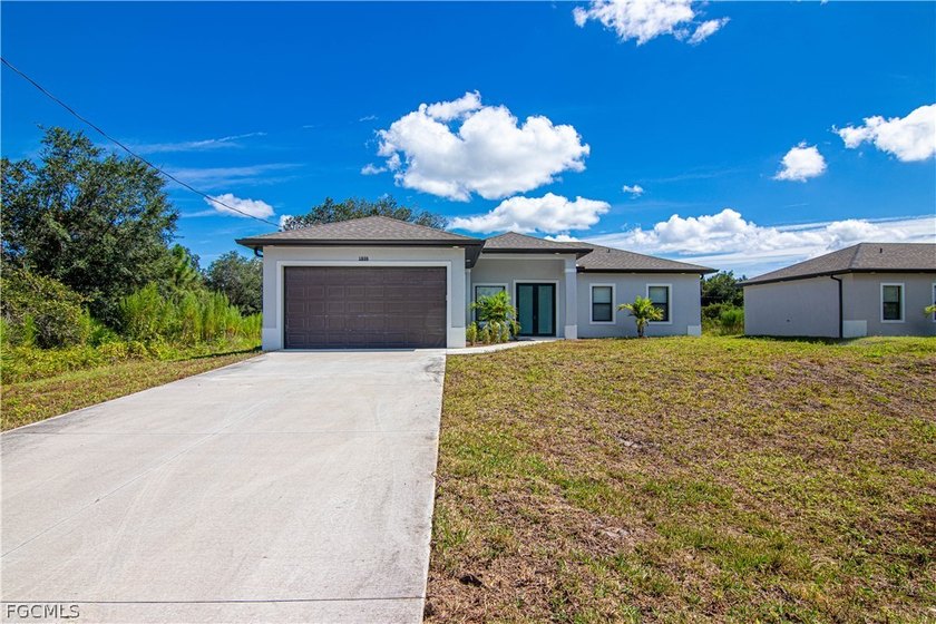 For sale: 1836 Lindsay St-a beautifully crafted - Beach Home for sale in Lehigh Acres, Florida on Beachhouse.com