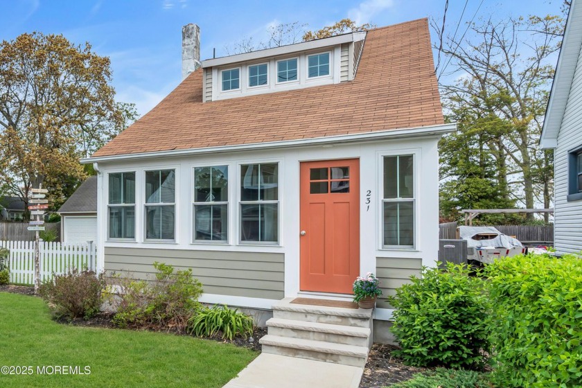 Have you been waiting for the right house to come up for sale in - Beach Home for sale in Ocean Gate, New Jersey on Beachhouse.com