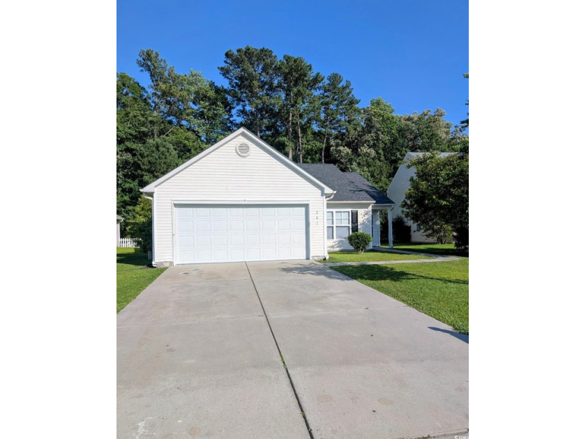 This home offers the perfect location in Palmetto Glen Community - Beach Home for sale in Myrtle Beach, South Carolina on Beachhouse.com