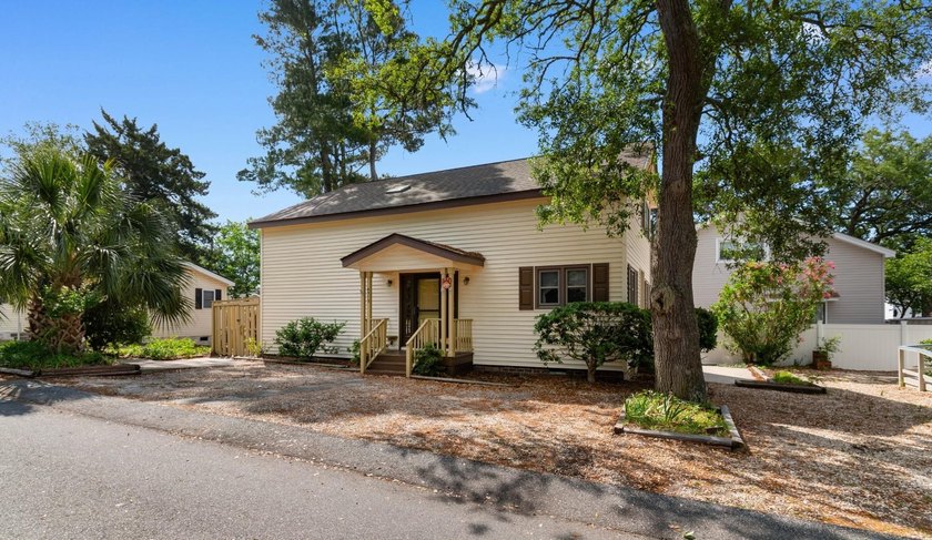 Just four blocks from the ocean, this fully furnished 3-bedroom - Beach Home for sale in Myrtle Beach, South Carolina on Beachhouse.com