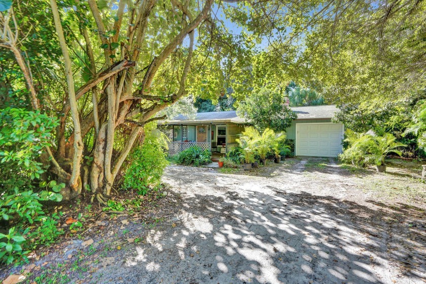 Seize the opportunity to own this one of a kind hidden gem in - Beach Home for sale in Delray Beach, Florida on Beachhouse.com