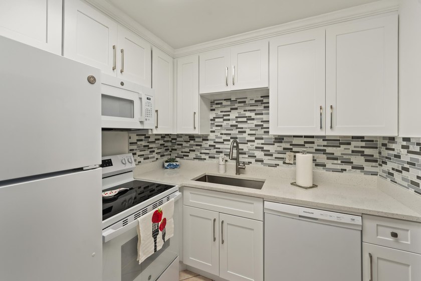 Beautifully remodeled 1-bedroom, 1.5-bath first-floor - Beach Condo for sale in West Palm Beach, Florida on Beachhouse.com