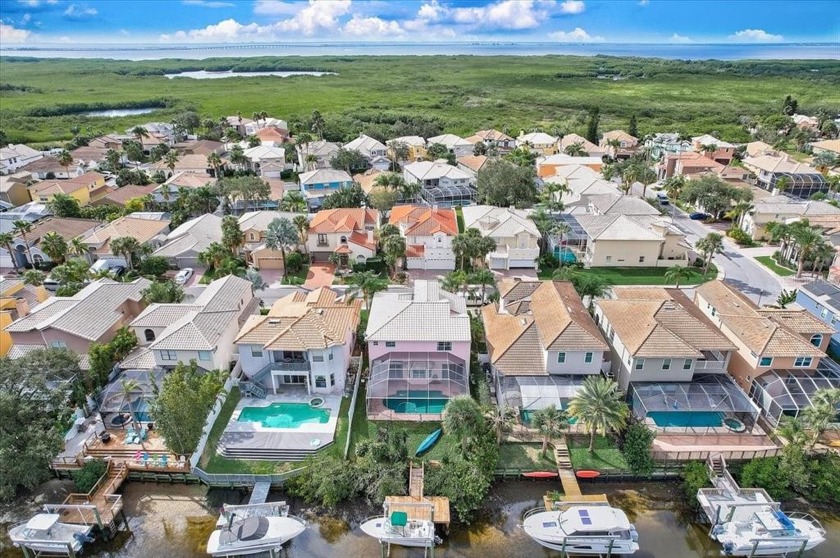 Don't miss your opportunity to live the FLORIDA DREAM in this - Beach Home for sale in Tampa, Florida on Beachhouse.com