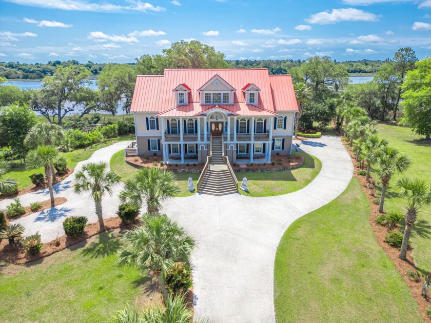STUNNING DEEPWATER HOME ON THE STONO RIVER WITH PRIVATE DOCK AND - Beach Home for sale in Hollywood, South Carolina on Beachhouse.com