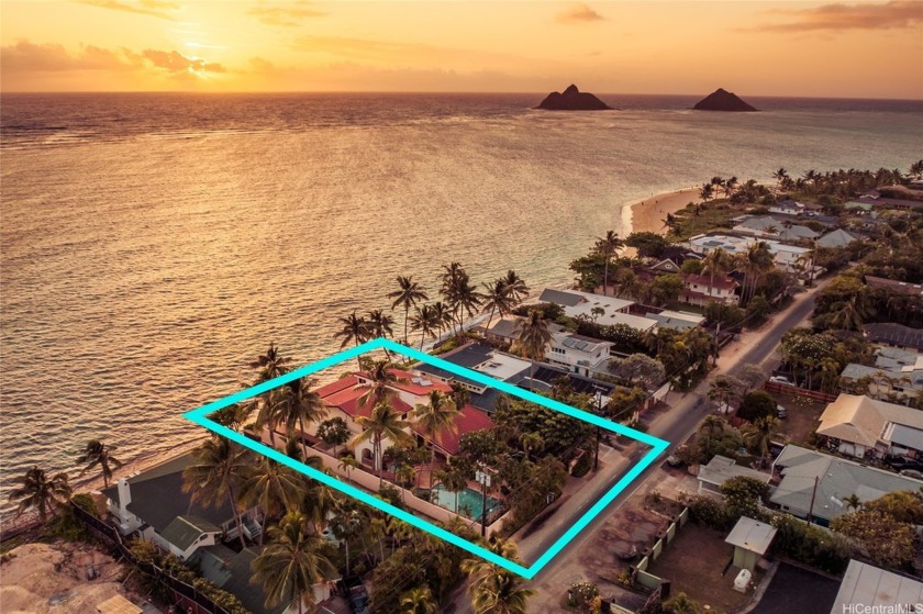 Fabulous Waterfront Estate in Lanikai!! A tropical serene oasis - Beach Home for sale in Kailua, Hawaii on Beachhouse.com