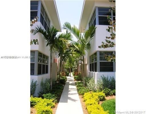 Wonderful well divided one bedroom in the most desired art-deco - Beach Condo for sale in Miami Beach, Florida on Beachhouse.com