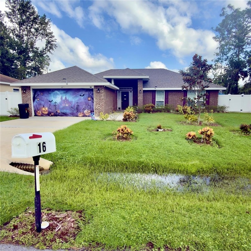 Auction Property. Short Sale. Price Reduction! Welcome to 16 - Beach Home for sale in Palm Coast, Florida on Beachhouse.com