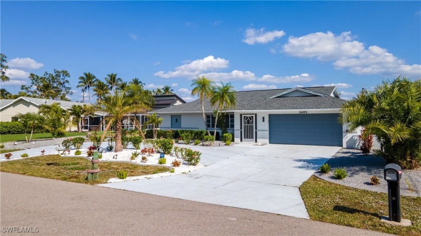 Direct Gulf Access waterfront single family house in the - Beach Home for sale in Cape Coral, Florida on Beachhouse.com