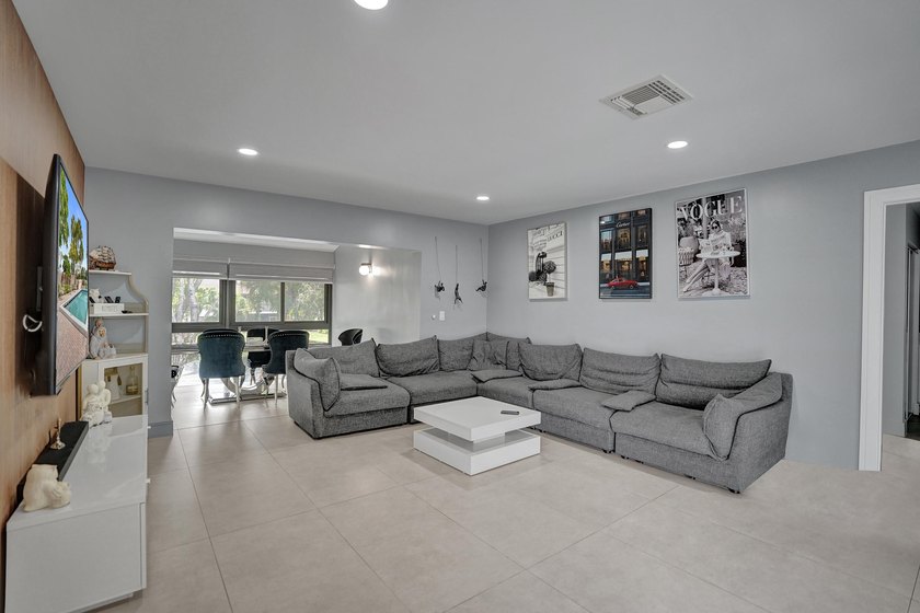 Stunning 3-bedroom, 2-bath unit with beautiful lake views from - Beach Condo for sale in Boca Raton, Florida on Beachhouse.com