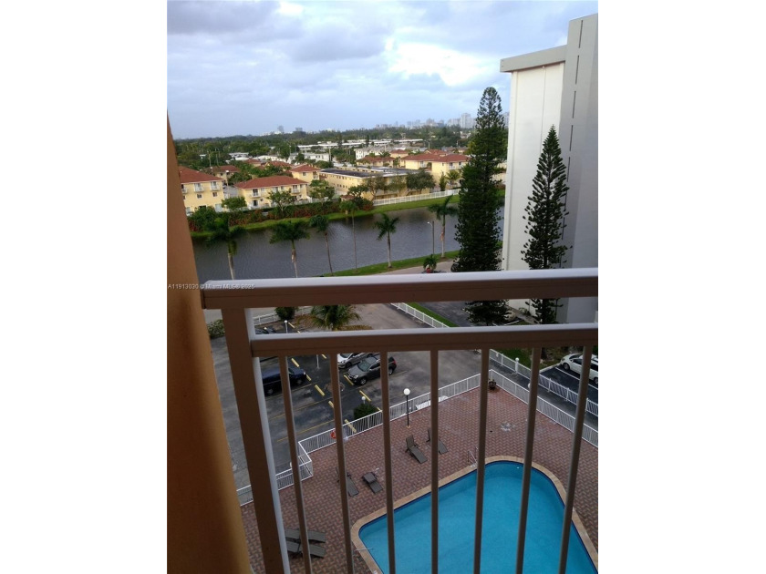 THIS IS YOUR CHANCE TO OWN A SPECIOUS AND BRIGHT, EXCELLENT - Beach Condo for sale in North Miami Beach, Florida on Beachhouse.com