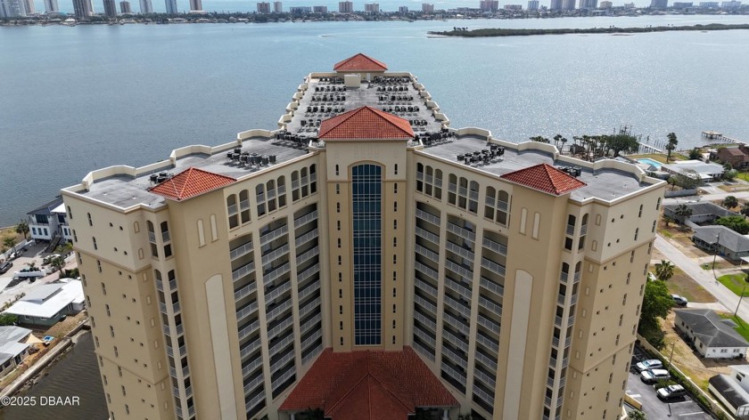 Top-Floor Condo in Halifax Landing - Spectacular River Views - Beach Condo for sale in South Daytona, Florida on Beachhouse.com