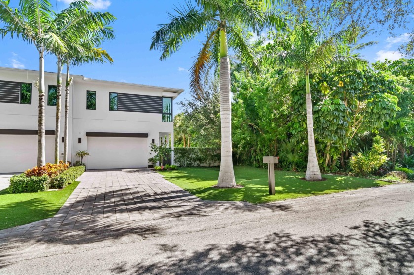 Experience the ultimate in coastal living with this completely - Beach Townhome/Townhouse for sale in Delray Beach, Florida on Beachhouse.com