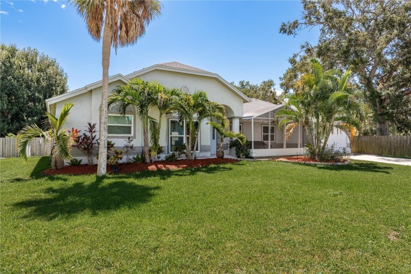 One or more photo(s) has been virtually staged. Welcome to a - Beach Home for sale in Palm Harbor, Florida on Beachhouse.com