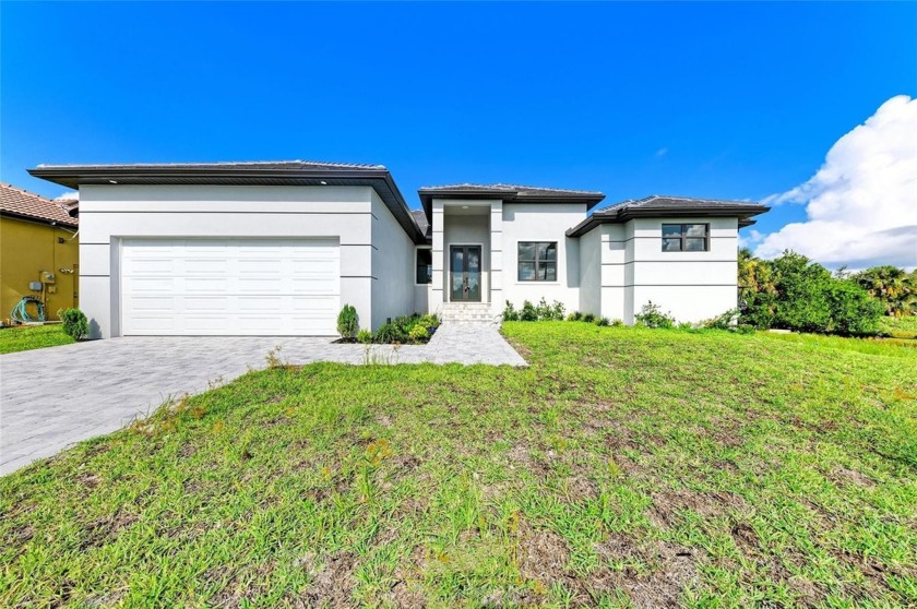 One or more photo(s) has been virtually staged.
PRICE REDUCED - Beach Home for sale in Punta Gorda, Florida on Beachhouse.com