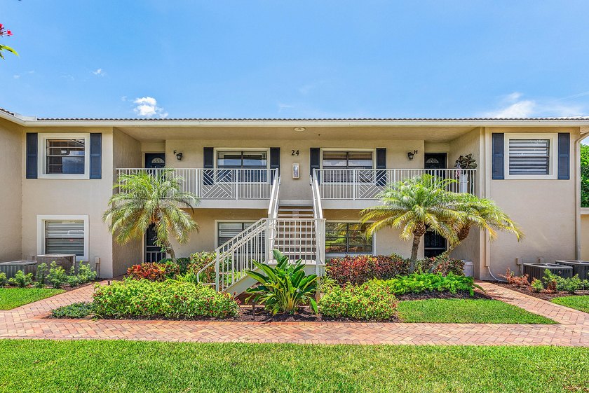 This updated Second-floor unit in Stratford at Hunters Run - Beach Condo for sale in Boynton Beach, Florida on Beachhouse.com