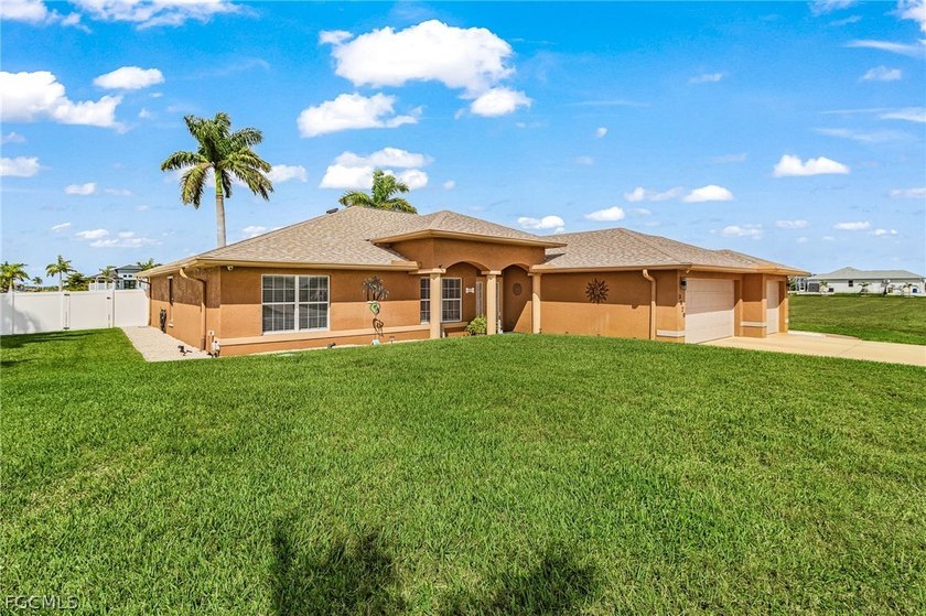 This spacious and meticulously maintained home, built in 2007 - Beach Home for sale in Cape Coral, Florida on Beachhouse.com