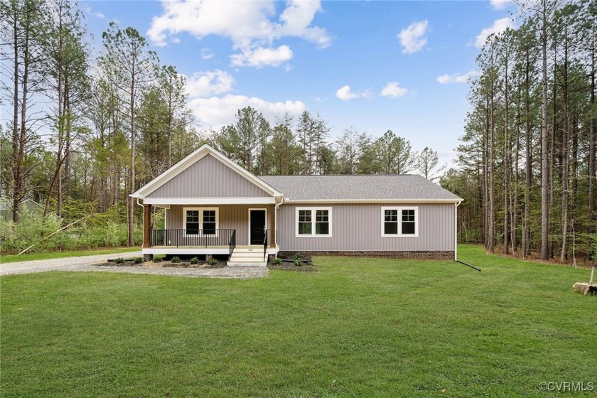 MOVE-IN READY!! The Harper II floorplan by Vertical Builders - Beach Home for sale in Warsaw, Virginia on Beachhouse.com