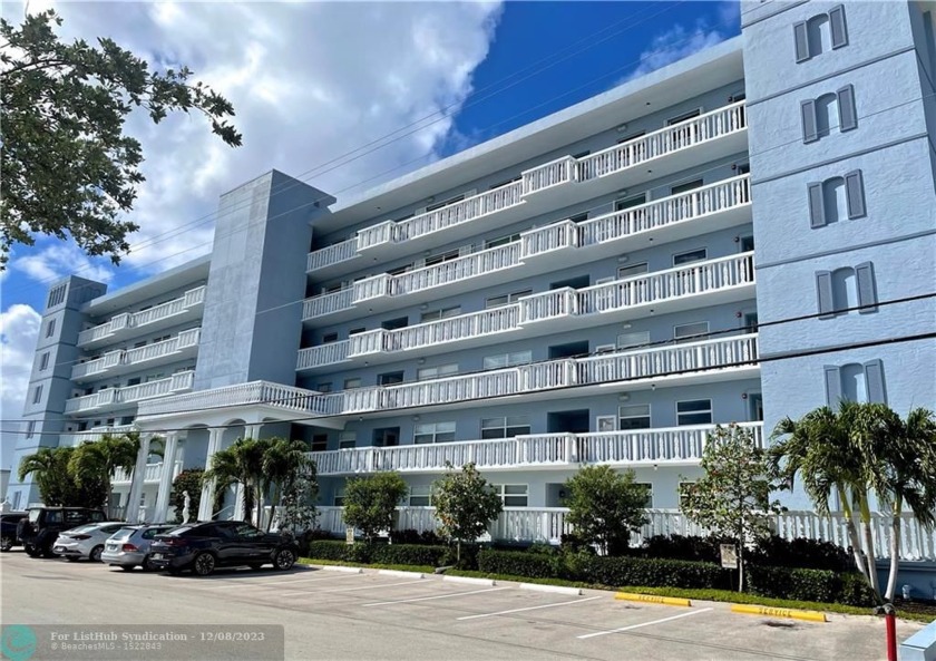 PERFECT OPPORTUNITY IN WELL MAINTAINED, BOUTIQUE BUILDING 1300 - Beach Condo for sale in Fort Lauderdale, Florida on Beachhouse.com