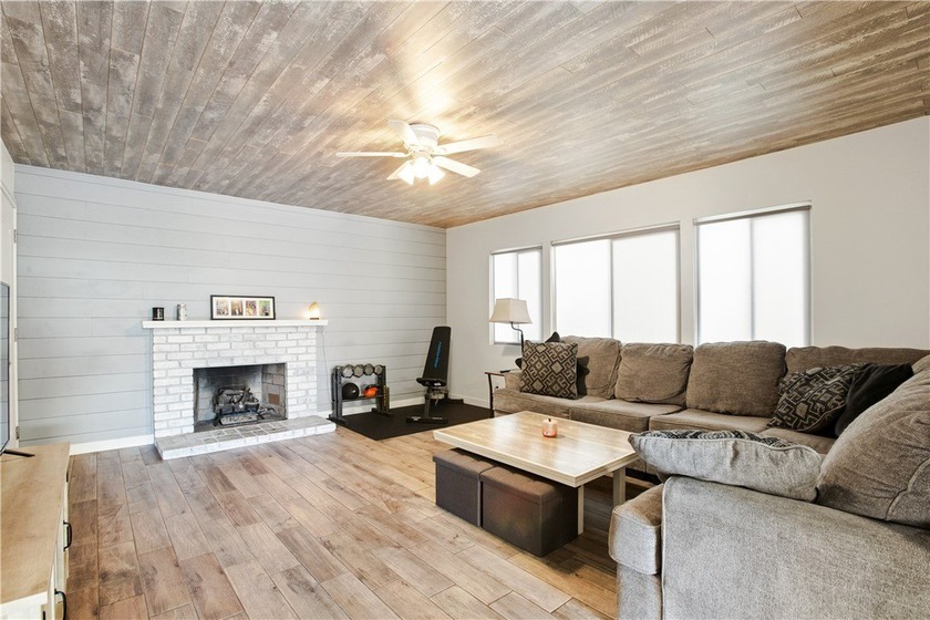 Charming two-story home in North Long Beach. This classic - Beach Home for sale in Long Beach, California on Beachhouse.com