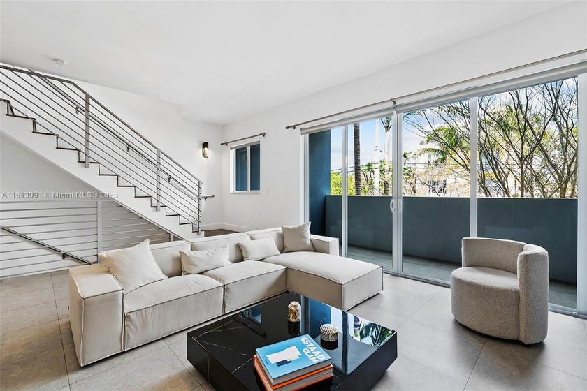 Experience elevated living in this townhome showcasing minimal - Beach Townhome/Townhouse for sale in Fort Lauderdale, Florida on Beachhouse.com