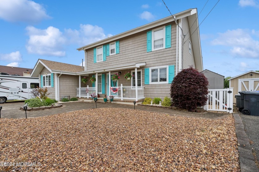 This gorgeous waterfront home is a boater's dream. The main - Beach Home for sale in Brick, New Jersey on Beachhouse.com