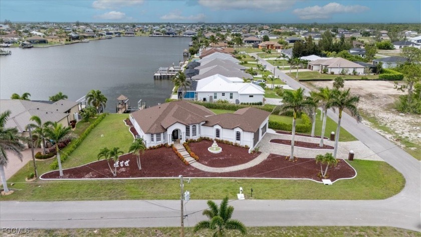 Views of Lupine lake basin, 1/2 ACRE, pool corner house, very - Beach Home for sale in Cape Coral, Florida on Beachhouse.com