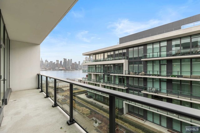 Nestled on the edge of the Hudson River bank, Avenue Collection - Beach Condo for sale in Weehawken, New Jersey on Beachhouse.com