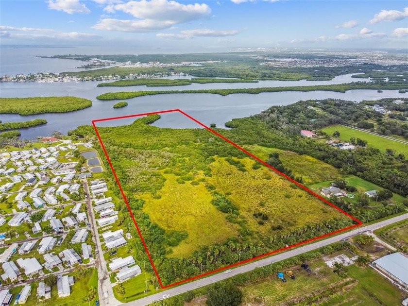 Reduced! Owner motivated! PRIME WATERFRONT Development - Beach Acreage for sale in Ruskin, Florida on Beachhouse.com