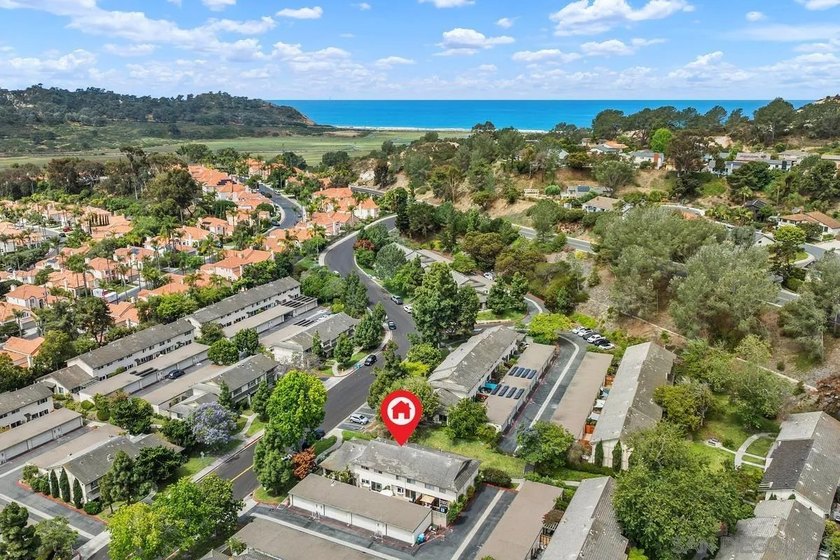 Step into Coastal Comfort! This beautifully upgraded Del Mar - Beach Townhome/Townhouse for sale in Del Mar, California on Beachhouse.com
