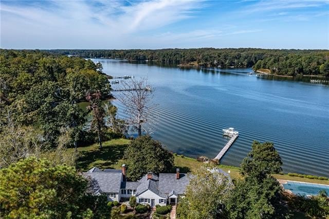 Located on a peninsula on the eastern Branch of the Corotoman - Beach Home for sale in Irvington, Virginia on Beachhouse.com